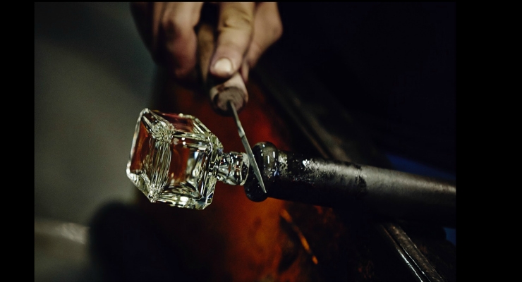 A Glass Blower’s Take on Norell New York’s Hand-Blown Bottle