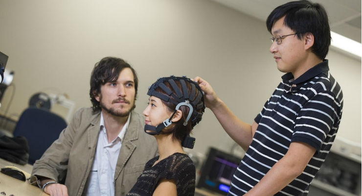 Brain Monitoring Takes a Leap Out of the Lab 
