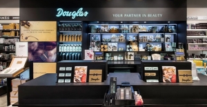 Douglas Focuses on E-Commerce