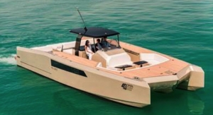 ﻿AkzoNobel Adds Exclusive Sparkle to Diamond Coated Sunreef Yachts Catamaran