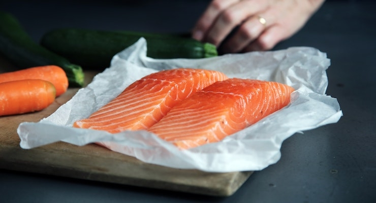 Some, But Not Too Much Fish Is Best for a Prenatal Diet 