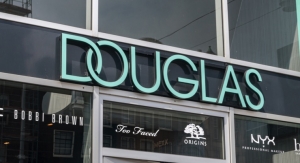 Douglas To Close 500 Doors