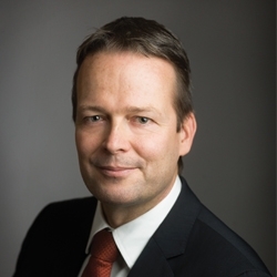 AkzoNobel appoints Büchner CEO