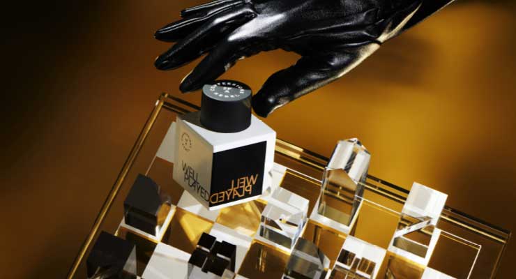 Fine Fragrance Packaging: It’s What’s On the Outside That Counts