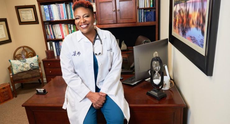 The Gut Doctor: Functional Medicine Practitioner Dr. Sonza Curtis Gets Into The Belly of Good Health