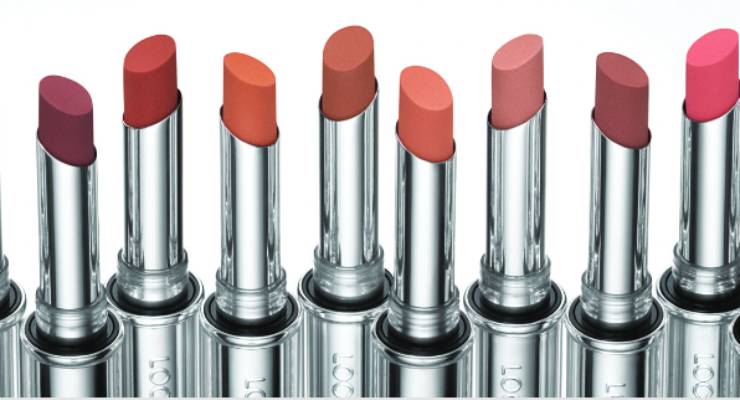 MAC Cosmetics Introduces Locked Kiss 24-Hour Lipstick
