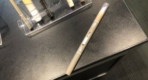 Ningbo Showcases Retractable Eyebrow Pencil