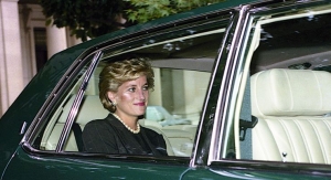 Princess Diana’s Pearlescent Manicure Poised for a Resurgence this Autumn