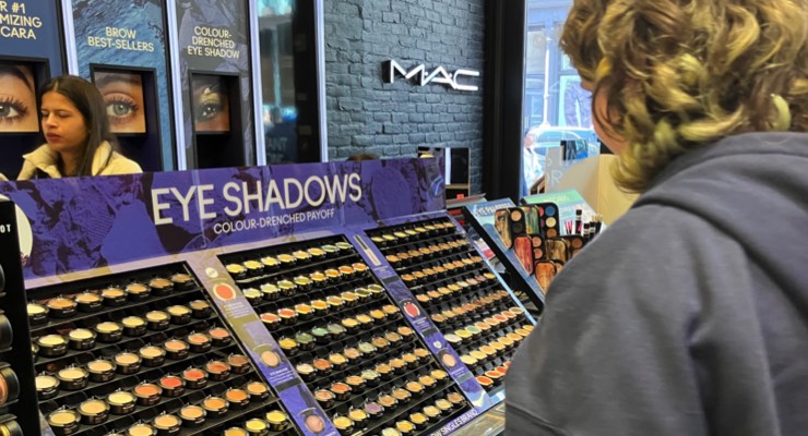 The Eyes Have It: The Benchmarking Company Studies Eye Makeup in Color Cosmetics 