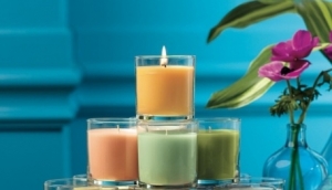 Escential Jars Top Choice at PartyLite
 