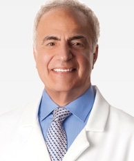 Dr. Murad Presented with Aesthetic Show Honor