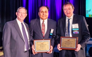 AkzoNobel Scientists Receive Two Honors at 2015 SSPC GreenCOAT Show  