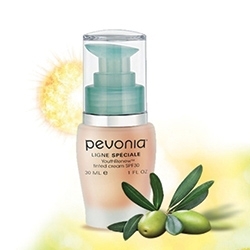 Pevonia’s YouthRenew Is a 5-in-1 Moisturizer 
